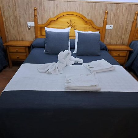 Hostal Brenaverde Gaucín Εξωτερικό φωτογραφία