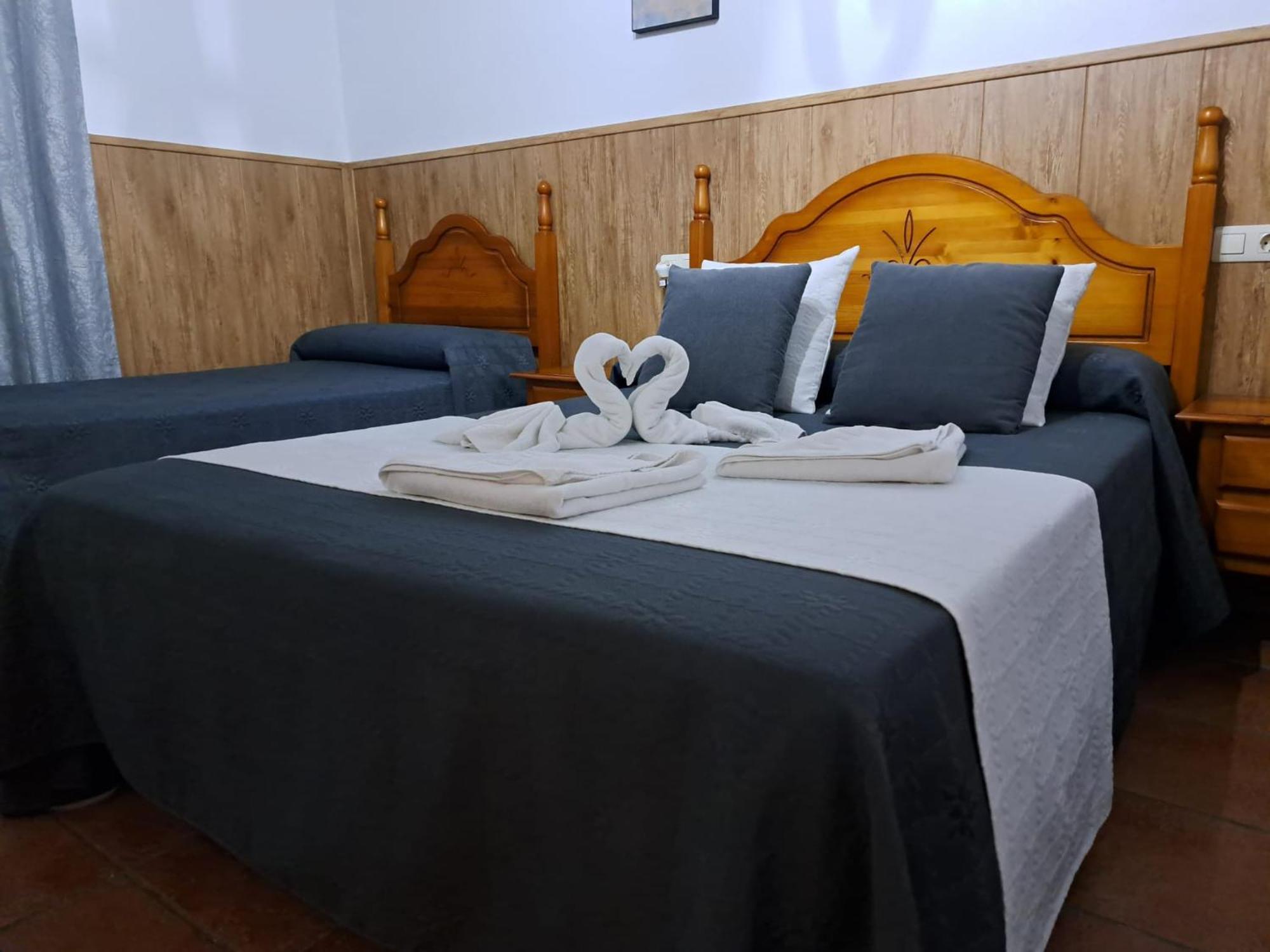 Hostal Brenaverde Gaucín Εξωτερικό φωτογραφία